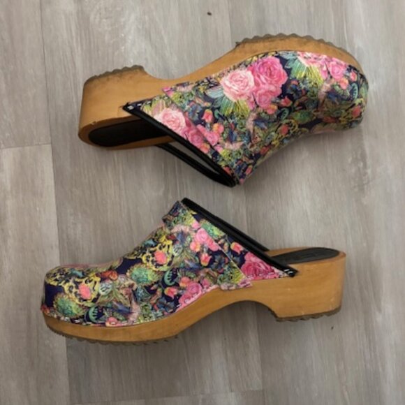 BJORK Maja Wood Colibri Floral Printed Leather Clogs size 9.5 - Picture 4 of 8